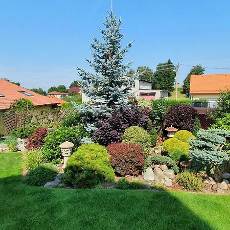 شقة Complete Living With A Garden